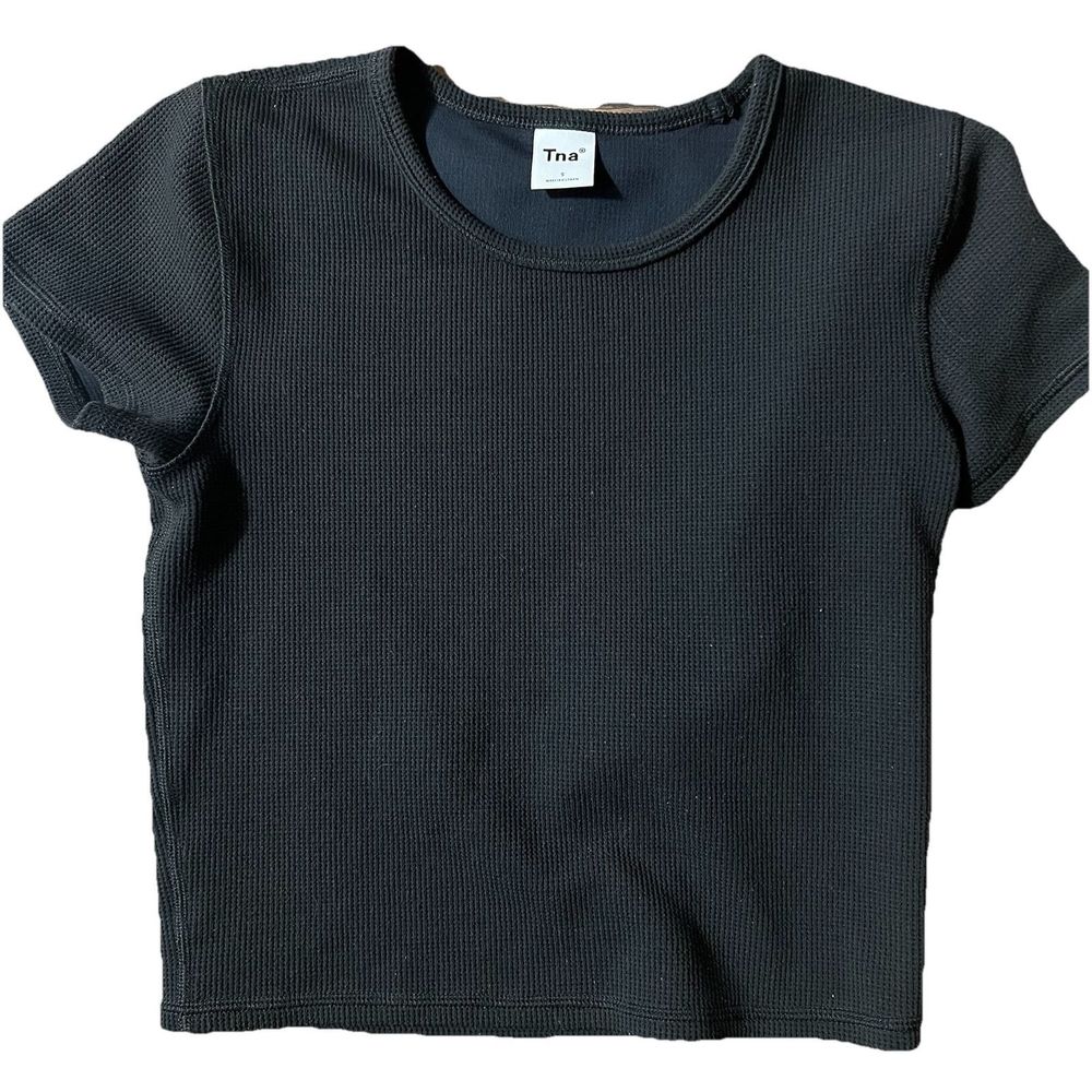 TNA Aritzia Tee Shirt Womens Small Black Cropped Short Sleeve Basic Everyday